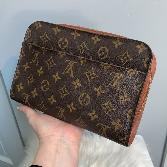 ❌SOLD❌1998 authentic Louis Vuitton Orsay Clutch with free wristlet replacement - Picture 5 of 17